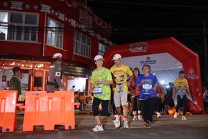 BIB: 3445, 4160
                            <button type="button" onclick="openModal(26262742)" class="btn btn-primary btn-sm float-right btn-popup" data-toggle="modal" data-target=".modal-high-quality">
                        <i class="fas fa-shopping-cart"></i> Add to Cart
                    </button>
                                            <button type="button" onclick="isThisMe(26262742, true)" class="btn btn-success btn-sm float-right btn-popup btn-isme hidden" data-toggle="tooltip" data-placement="bottom" title="นี่คือรูปของคุณใช่ไหม คลิกที่นี่เพื่อเอาเข้าอัลบั้ม">
                        <i class="fas fa-plus"></i> Add to album
                    </button>
                    <button type="button" onclick="isThisMe(26262742, false)" class="btn btn-warning btn-sm float-right btn-popup btn-isnotme hidden">
                        <i class="fas fa-ban"></i> Remove from album
                    </button>